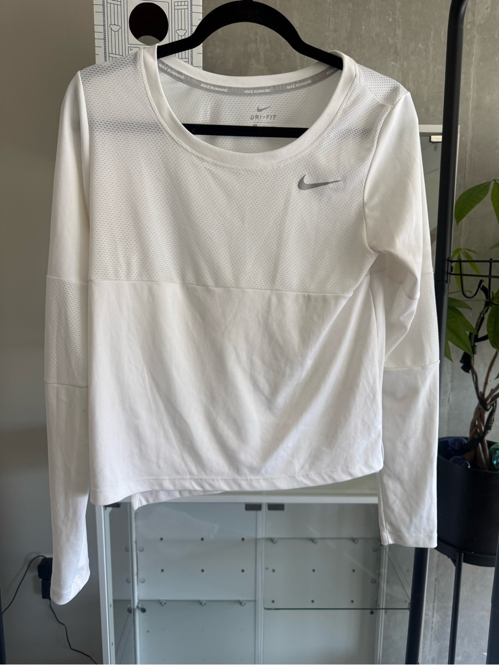 Nike White Long-Sleeve Dri-FIT Mesh Panel Athletic Top